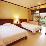 Yulia Beach Inn Kuta